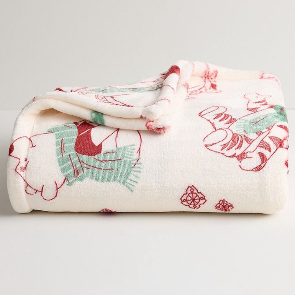 Disney’s Winnie the Pooh and Friends Plush Throw Blanket
